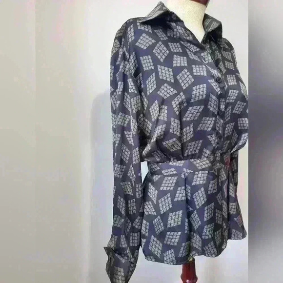 JONES NEW YORK  vintage blouse. Size 6 - Picture 2 of 8